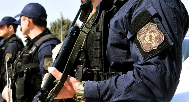 Εύβοια: Βράχος αποκολλήθηκε από το βουνό και καταπλάκωσε αστυνομικούς