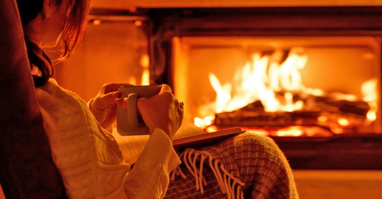 Θέλουν να απαγορέψουν τα Τζάκια και την καύση ξύλων