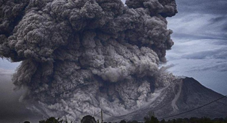 Έτσι θα αφανιστεί η ανθρωπότητα: 7 φαινόμενα που μπορούν να καταστρέψουν τη Γη