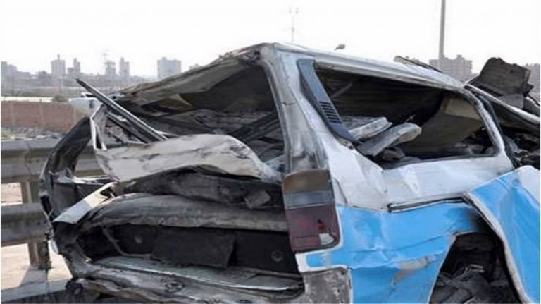 Αίγυπτος: Σφοδρή σύγκρουση μικρού λεωφορείου με δυο φορτηγά – 13 νεκροί