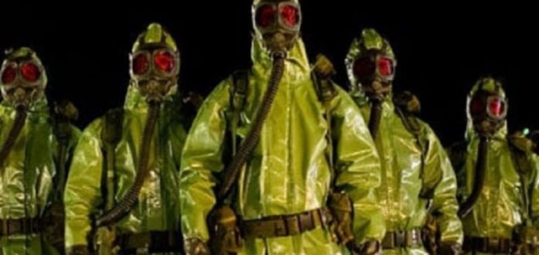 ΚΙΝΑ: ΑΥΤΟΚΤΟΝΟΥΝ ΑΠΟ ΤΙΣ ΠΟΛΥΚΑΤΟΙΚΙΕΣ-Η ΑΜΕΡΙΚΑΝΙΚΗ ΚΥΒΕΡΝΗΣΗ ΜΕΤΑΤΡΕΠΕΙ 11 ΣΤΡΑΤΙΩΤΙΚΕΣ ΒΑΣΕΙΣ ΣΕ ΕΓΚΑΤΑΣΤΑΣΕΙΣ ΚΑΡΑΝΤΙΝΑΣ