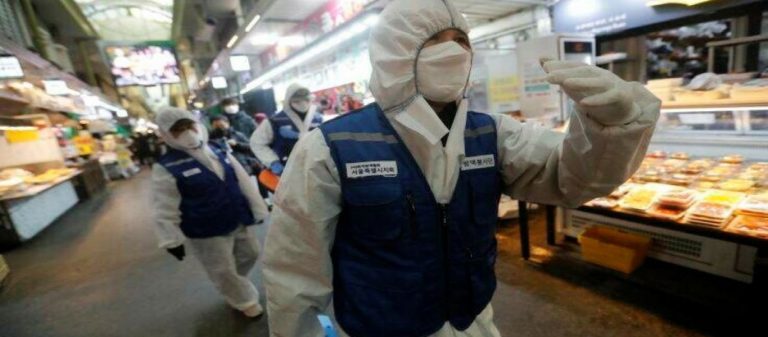 Κορωνοϊός: Οι επιστήμονες μελετούν τις πιθανότητες να ξαναπροσβληθούν όσοι έχουν αναρρώσει