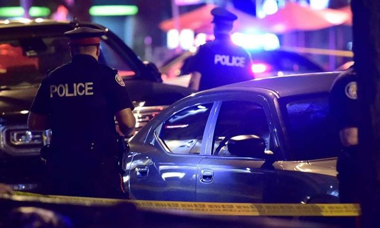 Καναδάς: 3 νεκροί και 2 τραυματίες από πυροβολισμούς σε διαμέρισμα Airbnb