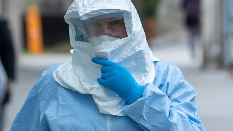 ΗΠΑ CDC: Ταξιδιωτική οδηγία καραντίνα για Ελλάδα