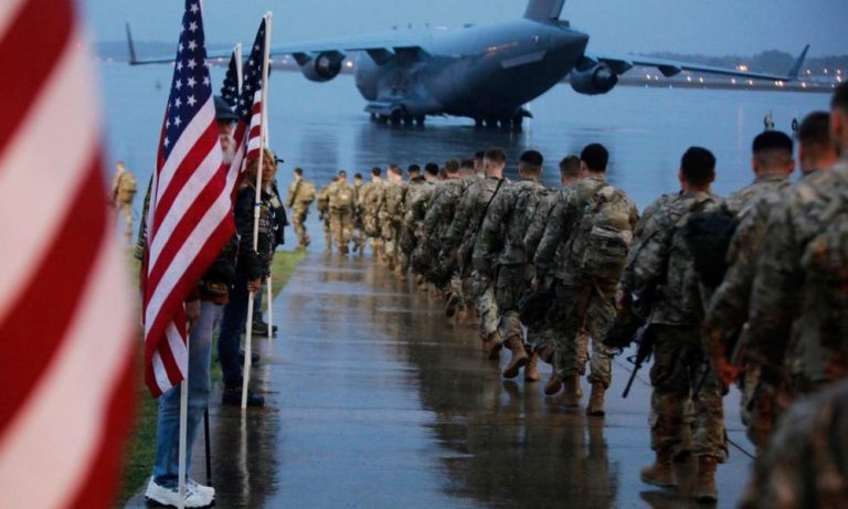 Δραματική η κατάσταση στις ΗΠΑ: Ο Τραμπ θέτει σε επιστράτευση 1 εκατ. εφέδρους – Eπικοινώνησε εσπευσμένα με τον Κινέζο πρόεδρο