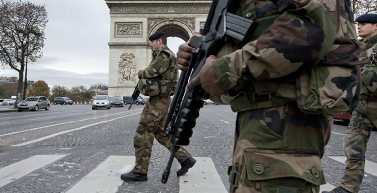 ΝΑ ΤΑ ΜΑΣ! ΧΑΟΣ ΣΤΗ ΓΑΛΛΙΑ: Βγαίνει ο στρατός στους δρόμους…