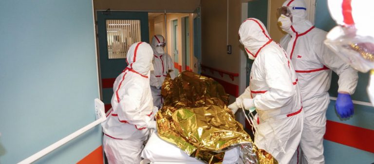 Το μυστήριο των κρουσμάτων κορονωϊού: Διαφορετικά τα επίσημα στοιχεία του ΕΟΔΥ από αυτά που ανακοινώνονται!