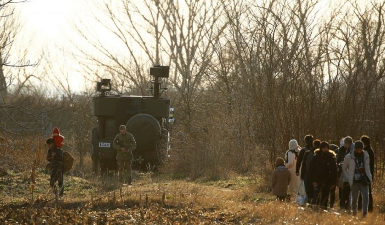 ΤΟΣΑ πλήρωσε η ΕΕ στην Τουρκία, για οχήματα… που συνοδεύουν φυσικά μετανάστες!