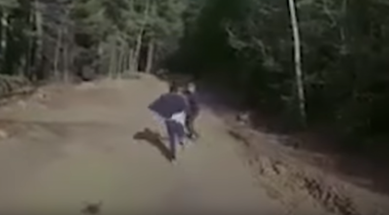 Σοκαριστικό ΒΙΝΤΕΟ! Drone κυνηγά Ιταλούς που τρέχουν να ξεφύγουν – «Που στο δ…. πάτε»