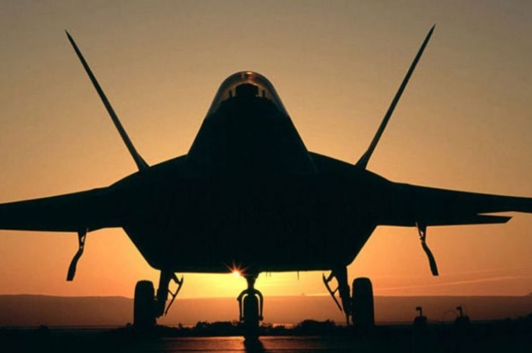 Ρωσία και ΗΠΑ φέρνουν την ένταση στην Αν. Μεσόγειο: «Δεν θα ανεχτούμε ξανά υπερπτήσεις»