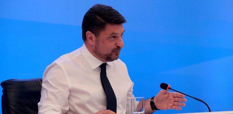 Χαρδαλιάς: Fake news η απαγόρευση κυκλοφορίας μετά τις 12 και το όριο ηλικίας