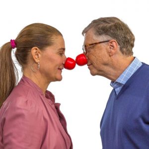 Μπιλ Γκέιτς: Η Μελίντα τον αδειάζει μετά τις νέες αποκαλύψεις Έπσταϊν: «Αυτός πρέπει να απαντήσει, όχι εγώ»