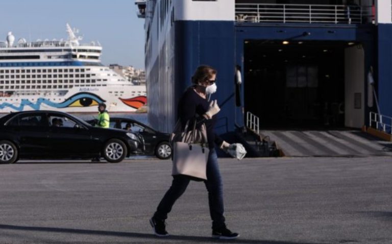 Αρση μέτρων: Σε τρεις φάσεις η απελευθέρωση μετακίνησης στα νησιά -Πώς και πότε