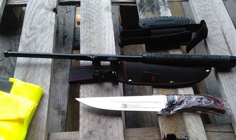 Πού ανήκε το οπλοστάσιο που “μπλόκαρε” το Λιμενικό Σώμα στο Τελωνείο;