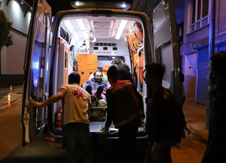 Τουρκία: Δύο νεκροί από βόμβα σε όχημα ομάδας διαχείρισης του κορονοϊού