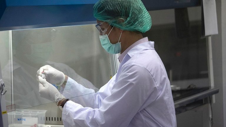 Σε πτήση από Κατάρ τα 12 από τα νέα κρούσματα κορωνοϊού – Σε καραντίνα και οι 91 επιβατες