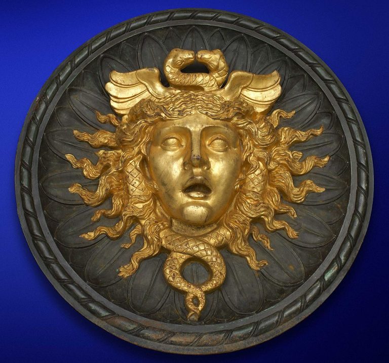 ΝΑΥΣΙΝΟΟΣ: ΤΑ ΙΕΡΑ ΦΙΔΙΑ ΤΩΝ ΘΕΩΝ & Ο ΗΛΕΚΤΡΟΜΑΓΝΗΤΙΣΜΟΣ