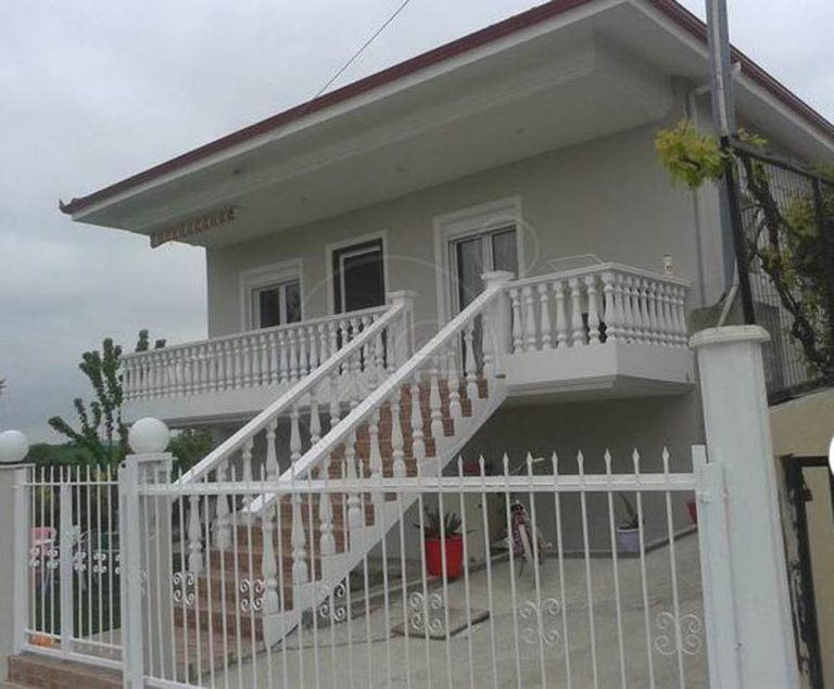 Ζητειται μονοκατοικια στο Αλιβερι προς ενοικιαση ..