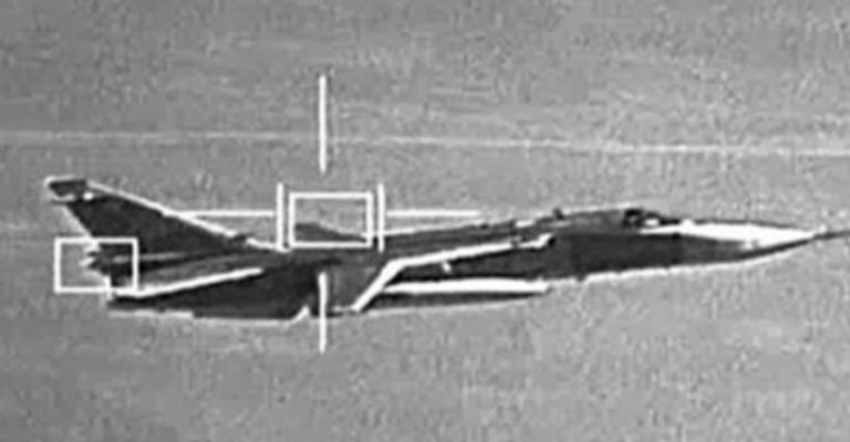 Λιβύη: Μυστηριώδες MiG επιτέθηκε σε τουρκικό εμπορικό πλοίο και φρεγάτα;