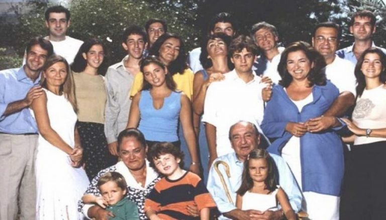 Η Οικογένεια Μητσοτάκη σιτίζεται από το δημόσιο από τον 19ο αιώνα!