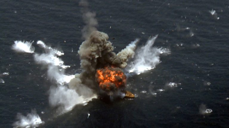 Το Ιράν δείχνει τα δόντια του – Δοκίμασε νέο πυραύλο «επόμενης γενιάς» κατά τη διάρκεια ασκήσεων στον Ινδικό Ωκεανό (VIDEO)