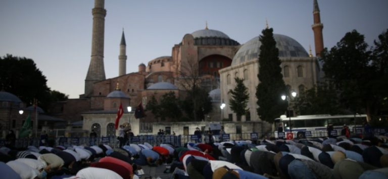 Μουφτής Κομοτηνής: «Προκλητική η απόφαση Ερντογάν για την Αγιά Σοφιά -Φοβάμαι εντάσεις μεταξύ χριστιανών και μουσουλμάνων στη Θράκη»