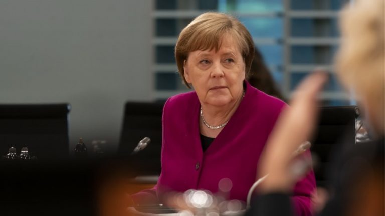 Μέρκελ για Brexit: Η Βρετανία πρέπει να ζήσει με τις συνέπειες των χαλαρών δεσμών με την ΕΕ