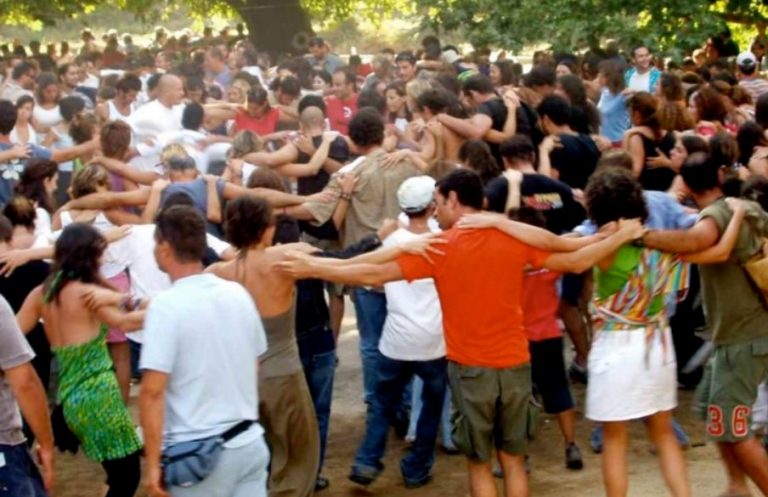 Την “κόβουν” και αυτή τη χαρά του Έλληνα – Προ των πυλών η απαγόρευση των πανηγυριών;