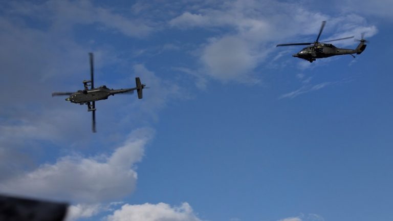 Κολομβία – Συντριβή στρατιωτικού ελικοπτέρου: 6 τραυματίες και 11 αγνοούμενοι