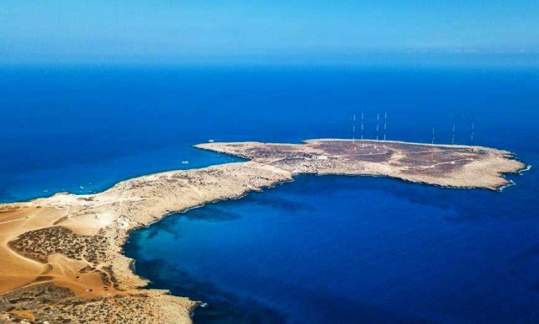 Ακρωτήρι Γραικού: Καταποντίστηκαν τά πλοία τού Αλέξανδρου όταν λεηλάτησε τήν Περσόπολη, ακόμη ανακαλύπτουν τεράστια χρυσά νομίσματα!