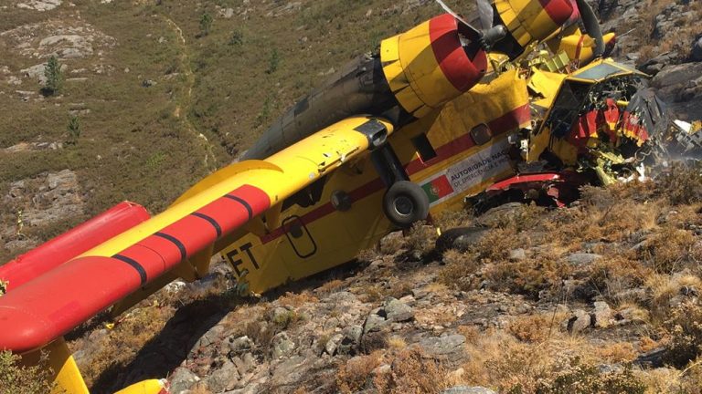 Πορτογαλία: Ένας νεκρός στη συντριβή Canadair στα σύνορα με την Ισπανία