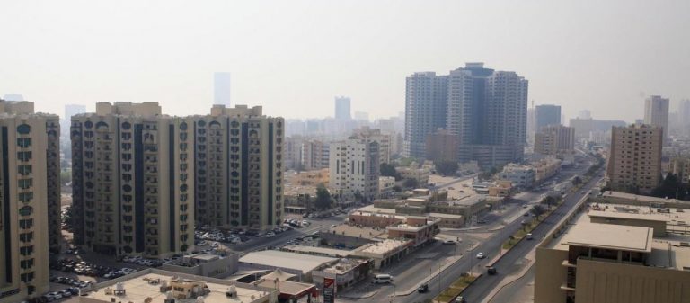 Ηνωμένα Αραβικά Εμιράτα: Mεγάλη φωτιά στην πόλη Ατζμάν (βίντεο)