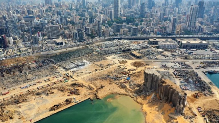 Η έκρηξη στον Λίβανο δημιούργησε κρατήρα βάθους… 43 μέτρων, λέει πηγή του Γαλλικού Πρακτορείου