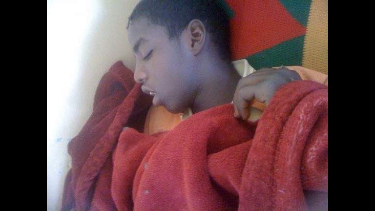 Τσαντ: 40 από τα 500 παιδιά που εμβολιάστηκαν για μηνιγγίτιδα έμειναν παράλυτα (Βίντεο)