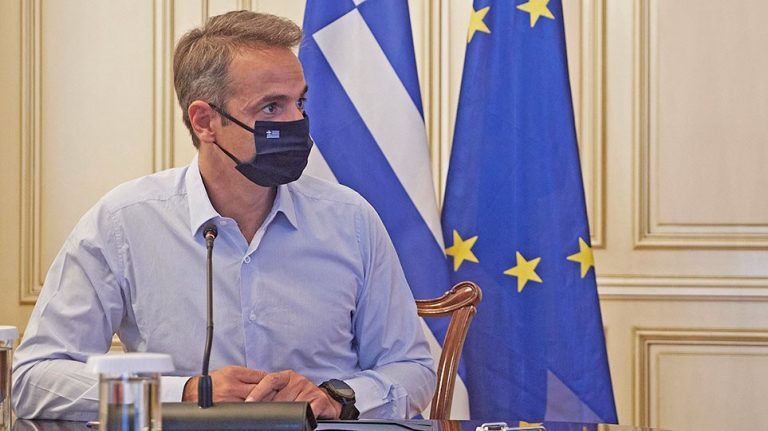 Θέλουμε "Μοντέλο Πόρου" για όλη την Ελλάδα!!! Δεκαπενταυγουστος και είναι παχιές οι μύγες