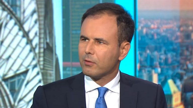 Προς νέο «κούρεμα» συντάξεων – Σύμβουλος-λαγός του Κούλη πέταξε τη «βόμβα»