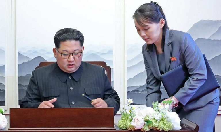 Κιμ Γιονγκ Ουν: “Βρίσκεται σε κώμα και έχει αναλάβει η αδερφή του”