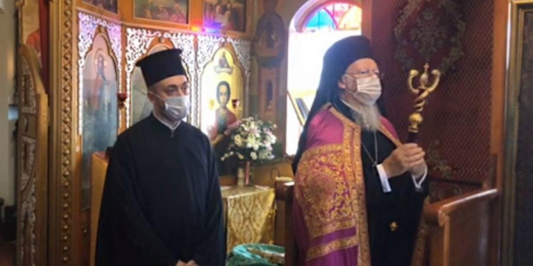 Προσοχή! Μασκοφόροι, μασκαραλίκια καί μασκαράδες. Όλα στημένα! Η ΕΠΟΧΗ ΤΗΣ ΜΑΣΚΟΦΟΡΙΑΣ!