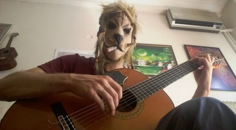 Τι να Κάνετε Όταν Μπαίνετε στο SM και δεν Θέλετε να Φορέσετε Φίμωτρο!