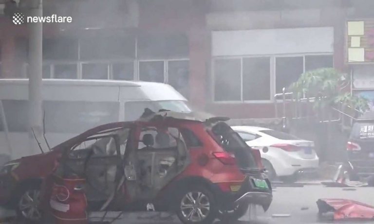 Απίστευτη έκρηξη σε κινέζικο ηλεκτρικό αυτοκίνητο (video)