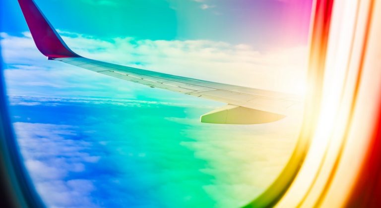 Κατάντια – Japan Airlines: Προσφώνηση μόνο σε ουδέτερο γένος!