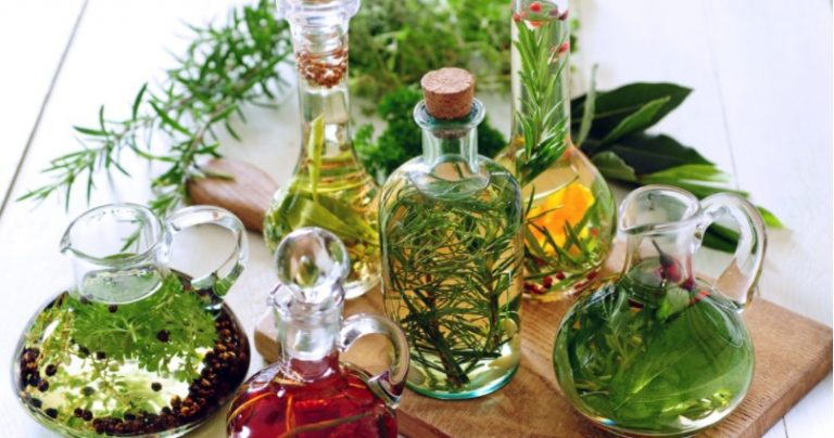 Πως φτιάχνω εκχυλίσματα με ξύδι και βότανα