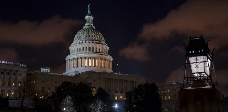 Λευκός Οίκος: Εστάλη φάκελος με δηλητηριώδη ουσία και σήμανε συναγερμός