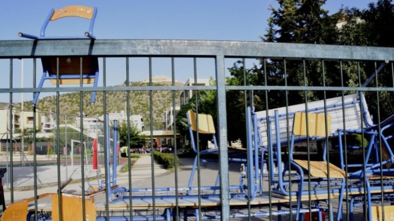 Μεγαλώνει η λίστα με τα σχολεία που εντοπίζονται κρούσματα κοροναϊού – «Φουντώνουν οι καταλήψεις»