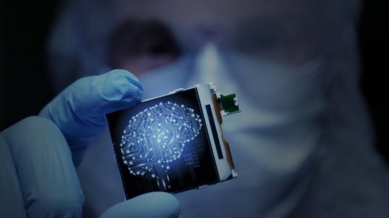 Κορωνοϊός: Αμερικανοί ερευνητές σχεδιάζουν εμφυτεύσιμο βιοτσίπ που θα ανιχνεύει τον ιό