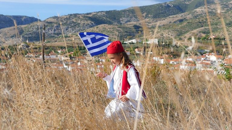 Ἐλληνες μὲς στὰ σκοτεινά δείχνουν τὸν δρόμο…