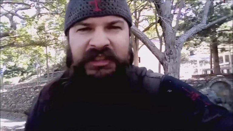 ΣΑΣ ΣΚΛΑΒΟΝΟΥΝ ΚΑΙ ΑΡΓΟΤΕΡΑ ΘΑ ΣΑΣ ΦΕΡΟΥΝ ΤΟΝ ΣΩΤΗΡΑ ΣΑΣ