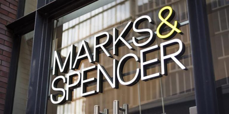 Πρώτη φορά σε 94 χρόνια έχει ζημιές η Marks & Spencer