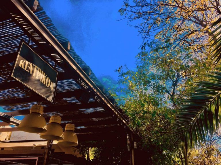 Εστιατόριο στην Καλαμάτα δείχνει έμπρακτα την αλληλεγγύη του σε ανθρώπους που έχουν ανάγκη