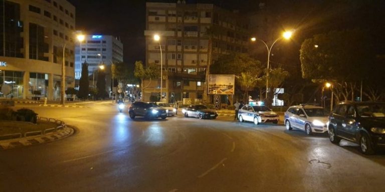 Βγαίνει και ο στρατός στους δρόμους της Κύπρου για την τήρηση του lockdown